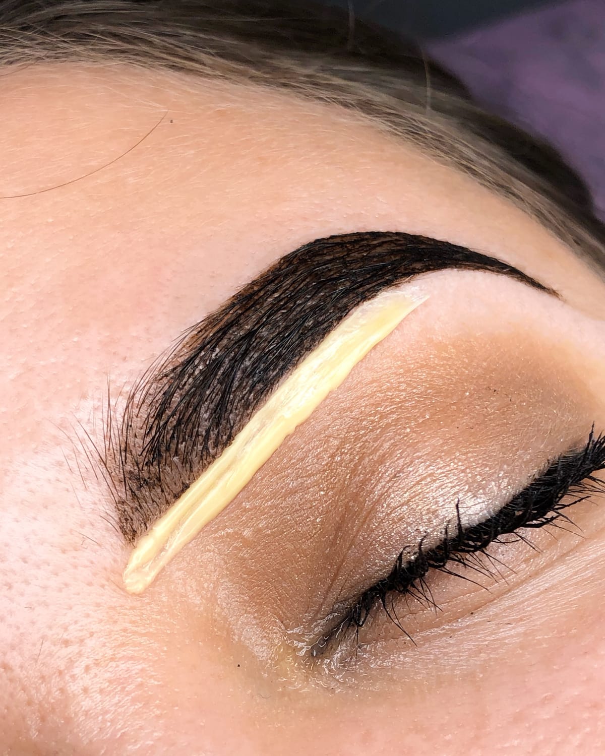 Lash extensions and brow lamination in Venice, FL by Semmy Beauty